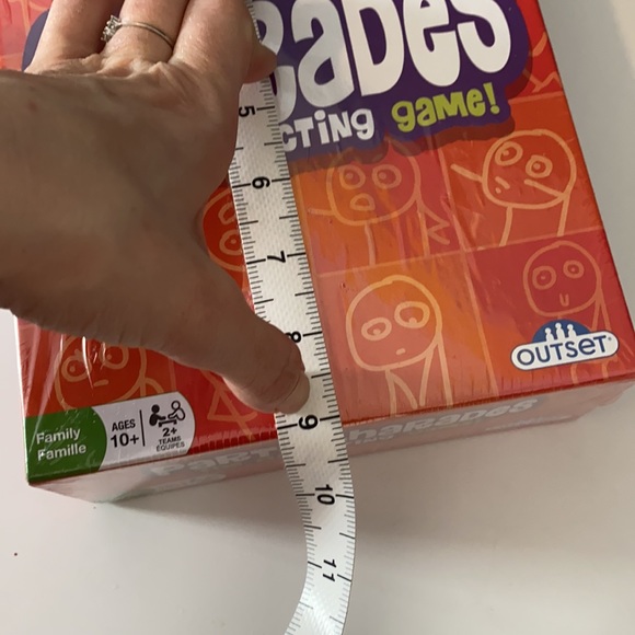 Party charades board games for friends and family.Outset.  2+ players - Picture 11 of 11